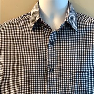 JOHNSTON & MURPHY Button Down Shirt. Size Medium